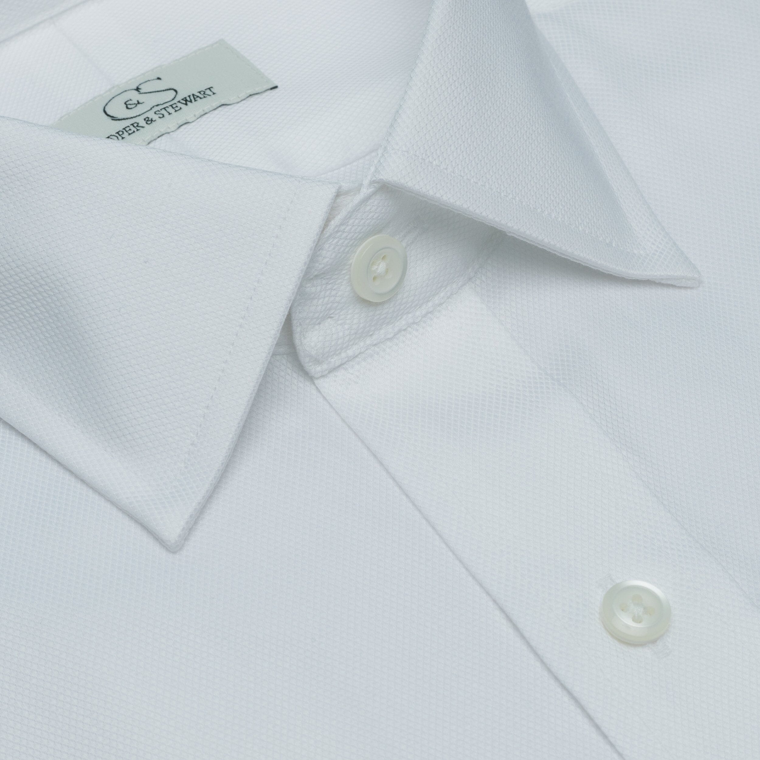 royal oxford dress shirt Men's White Royal Oxford Spread Collar Dress Shirt – Cooper & Stewart