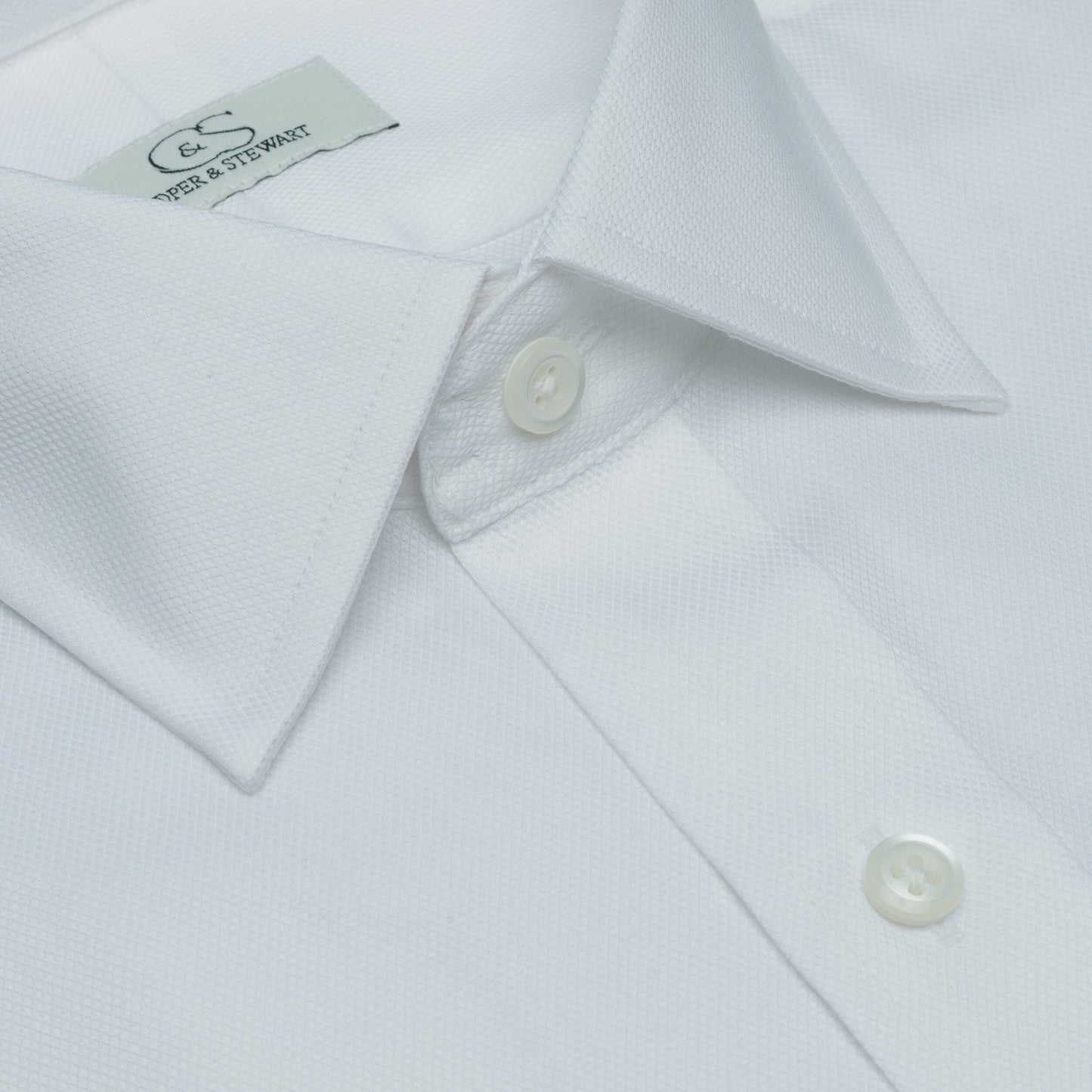 005 TF SC - White Royal Oxford Tailored Fit Spread Collar Cooper and Stewart 