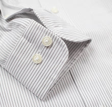 014 TF SC - Black Textured Stripe Tailored Fit Spread Collar (95/5) Cooper and Stewart 