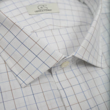 022 SC - White Ground Blue/Tan Check Spread Collar (95/5) Cooper and Stewart 