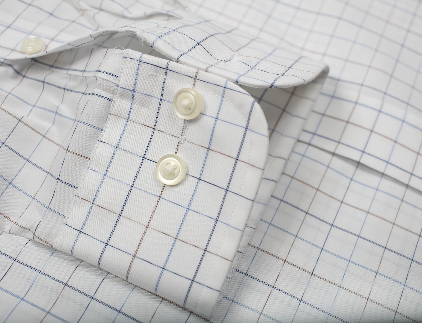 022 TF SC - White Ground Blue/Tan Check Tailored Fit Spread Collar Cooper and Stewart 