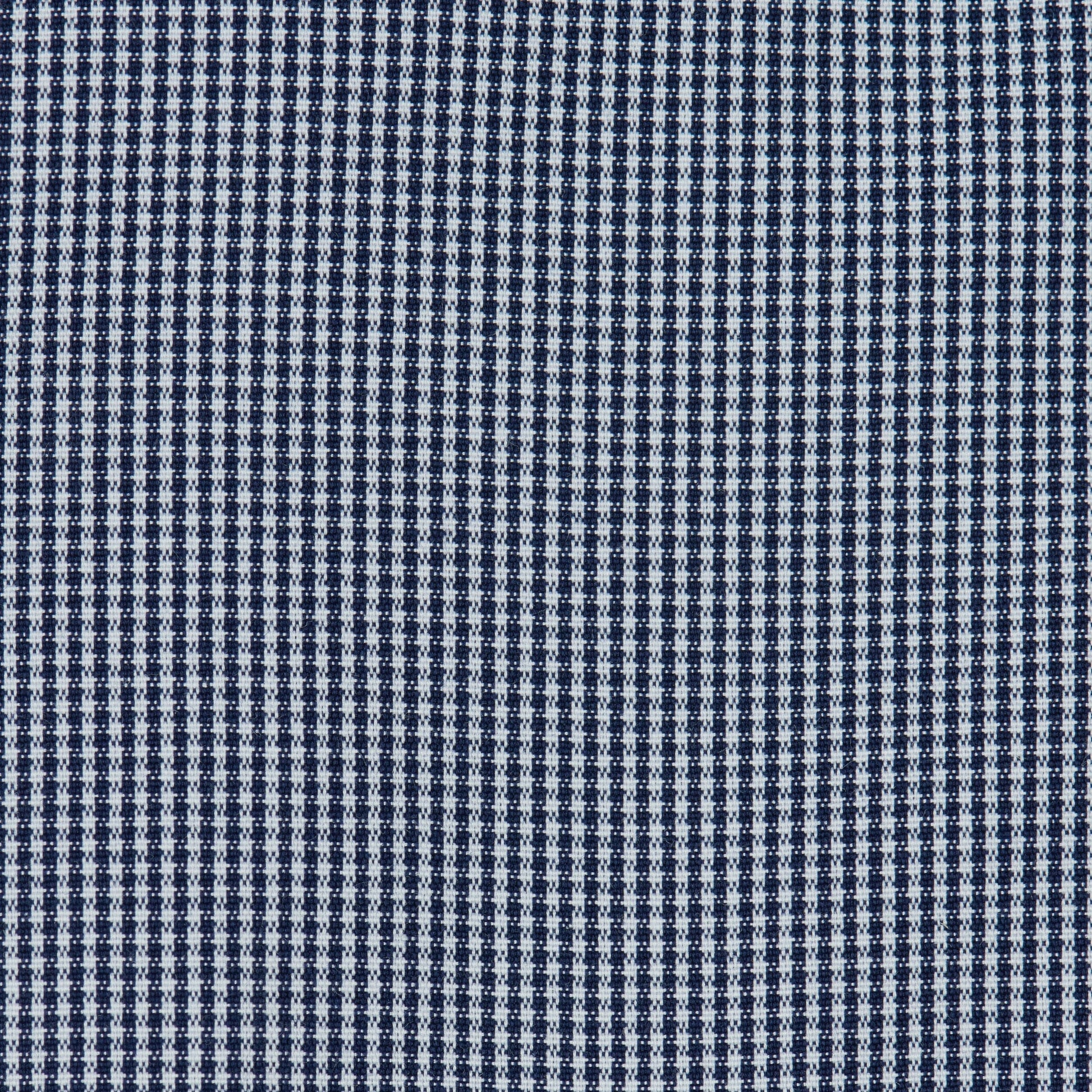 057 SC - Black Houndstooth Spread Collar Cooper and Stewart 