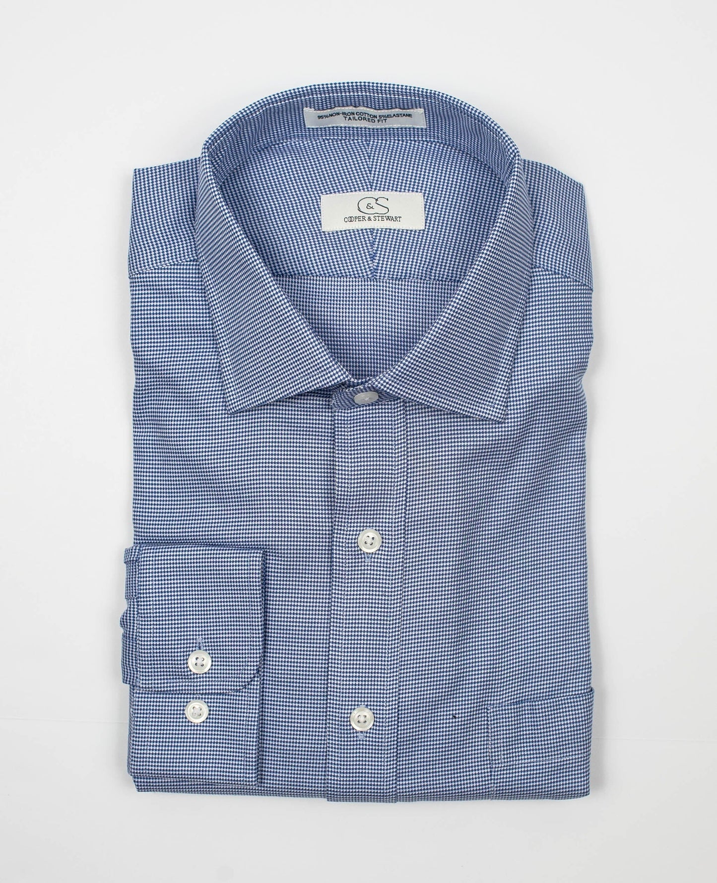 101 SC - Blue & White Dobby Houndstooth Spread Collar Cooper and Stewart 