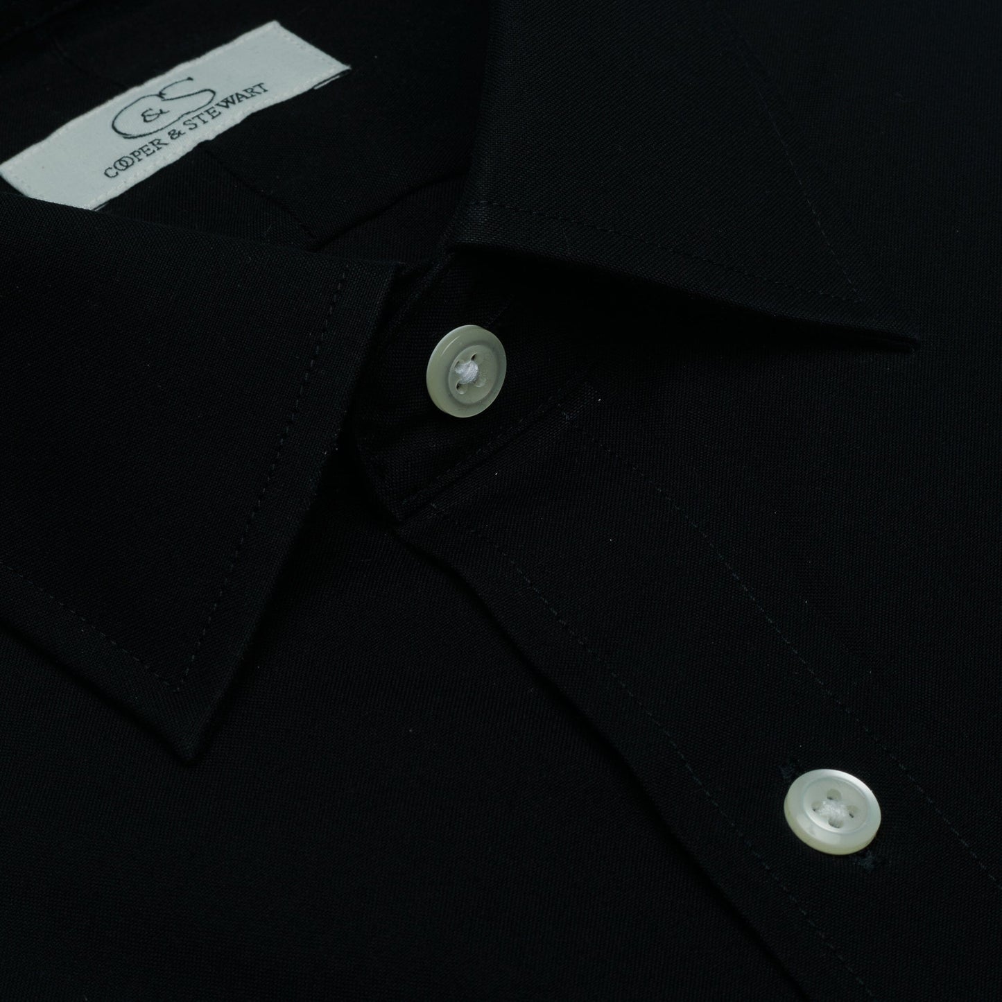 106 TF SC - Black w/White Buttons Tailored Fit Spread Collar Cooper and Stewart 