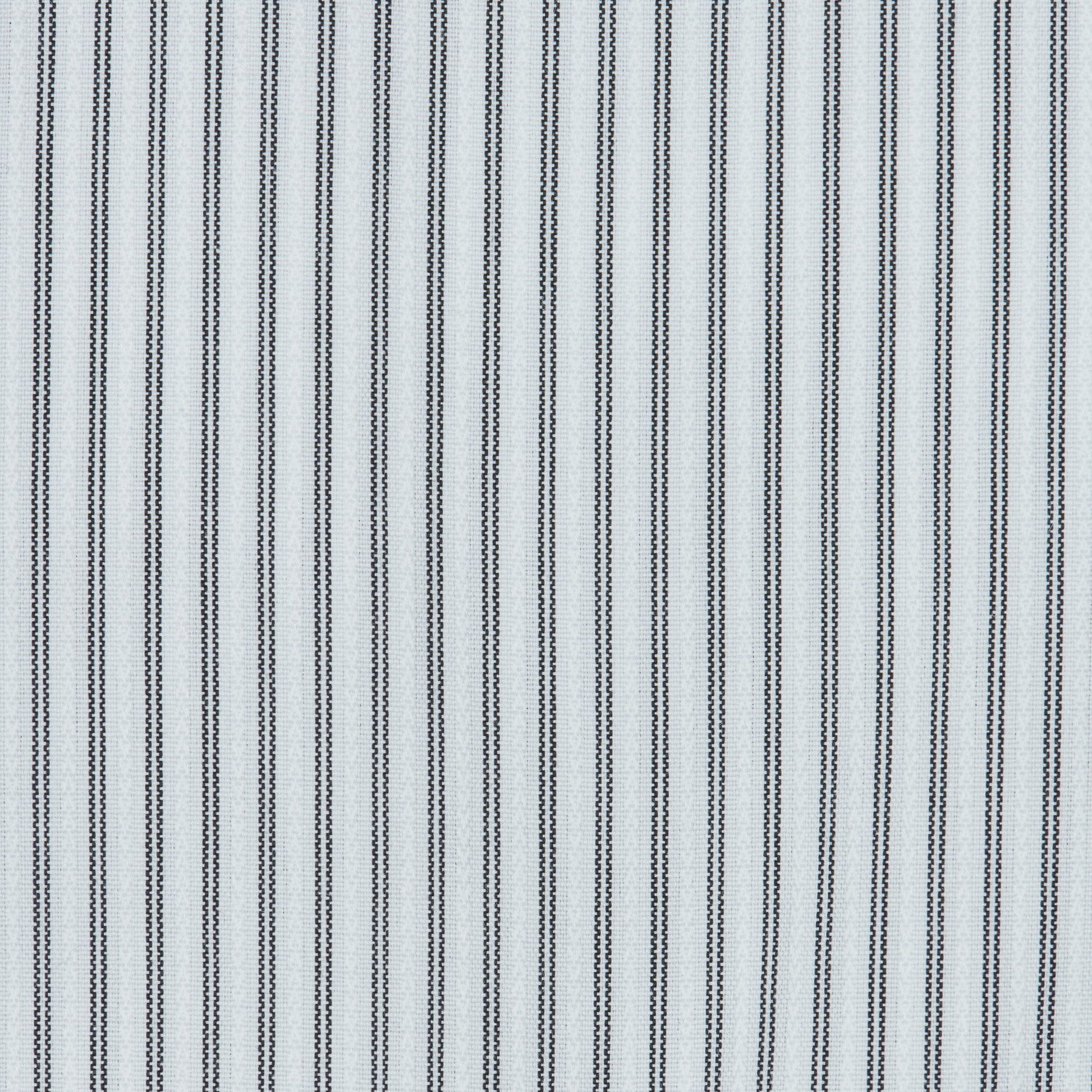 062 TF SC - Black Satin Stripe Tailored Fit Spread Collar Cooper and Stewart 